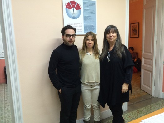 Carles Adamuz, director del proyecto Pro Badia Lab, con Paula Folch y Herminia Gomà
